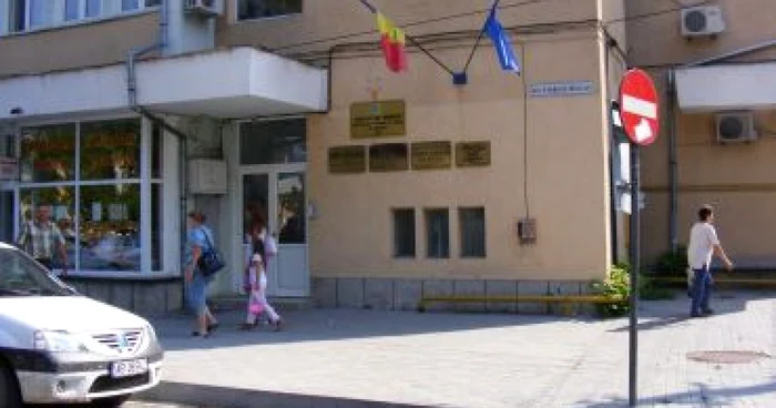 Alba Iulia: Controale ale inspectorilor de muncă încheiate cu sancţiuni şi avertismente