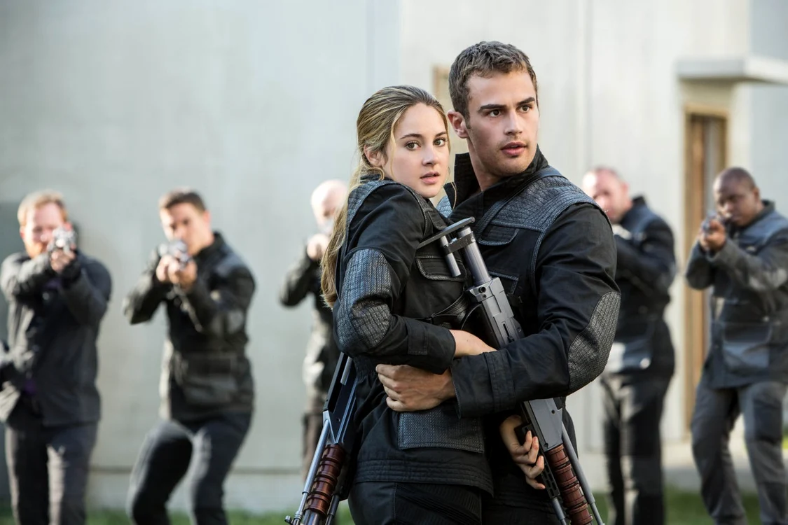Shailene Woodley şi Theo James au fost protagoniştii primelor trei filme ale francizei FOTO Ascot Elite