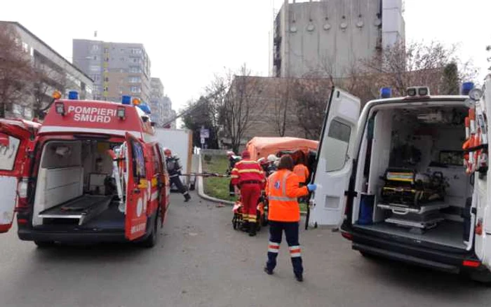 Exerciţiul autorităţilor a avut loc într-o zonă centrală a Slatinei (FOTO: Mugurel Manea)