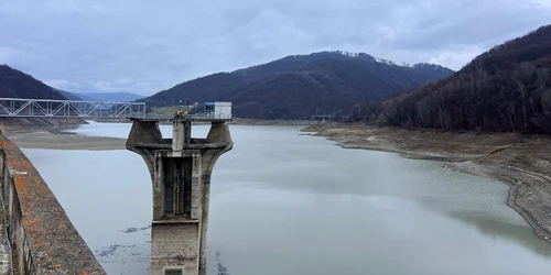 statia voila paltinu jpg