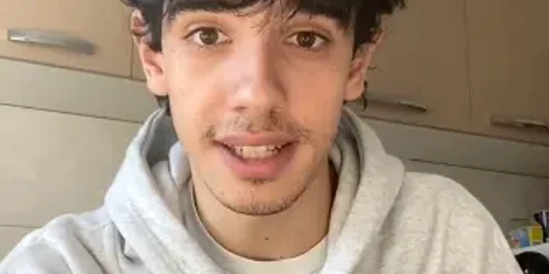 student feancez Clement FOTO captura video Tik Tok webp