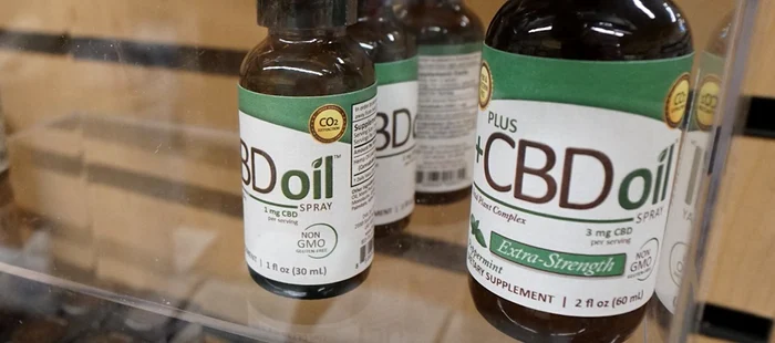 Cafea amestecată cu CBD – o combinație care te scapă de anxietate