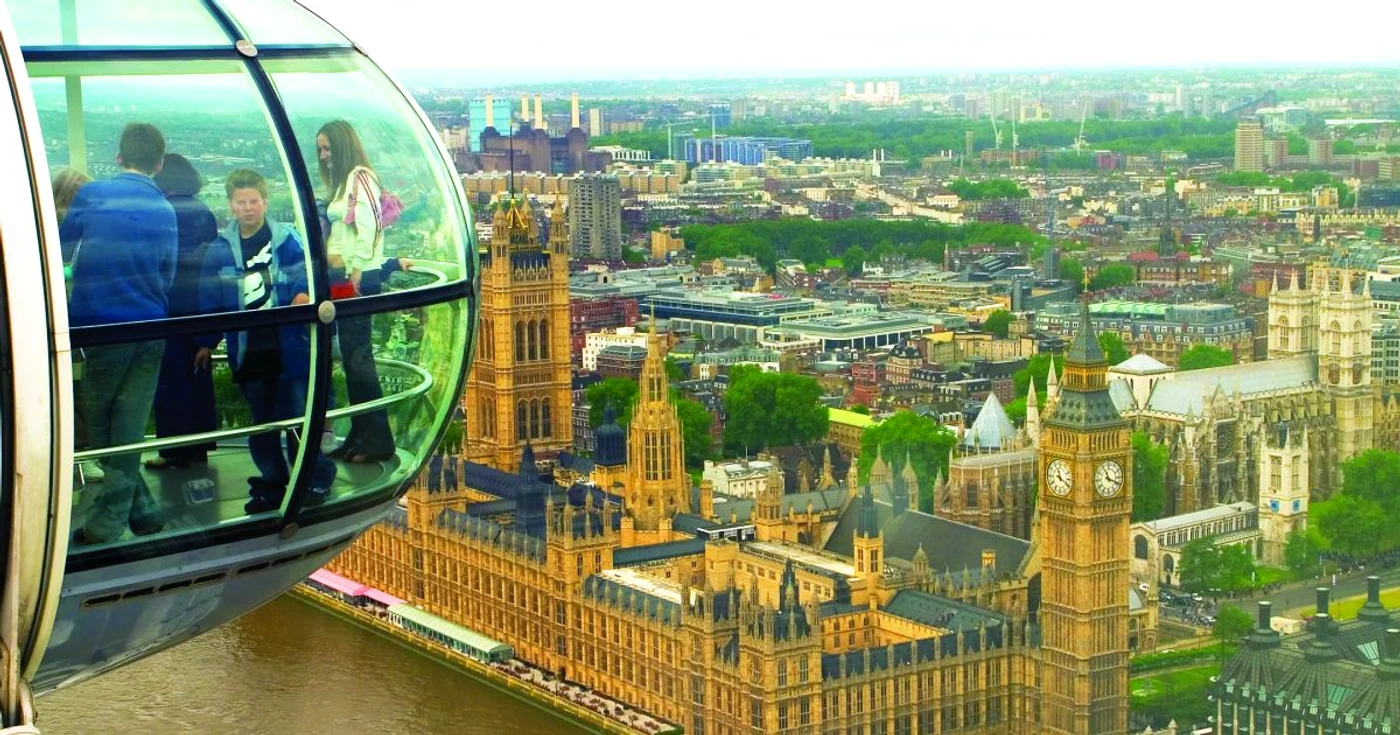 Tower Bridge este un punct de atracţie din capitala Marii Britanii FOTO REUTERS