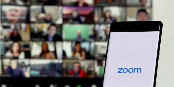 zoom FOTO Shutterstock