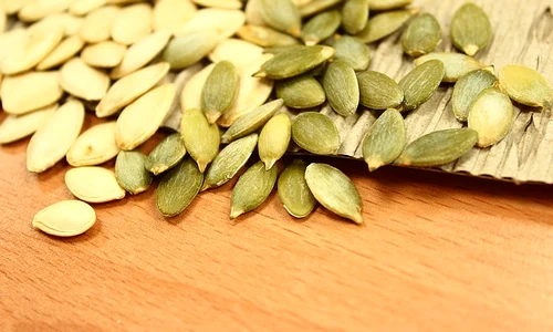pumpkin seeds 1323854 640 jpeg