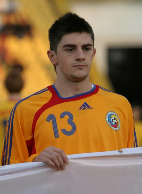 
    Răzvan Cociş  