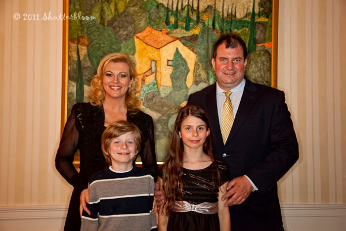 Poză de familie: Kolinda Grabar Kitarovic, Jakov Kitarovic și cei doi copii