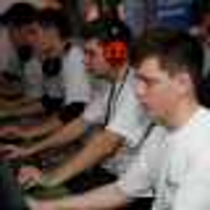 Elita jucătorilor de Counter Strike din Balcani în competiţie la Constanţa