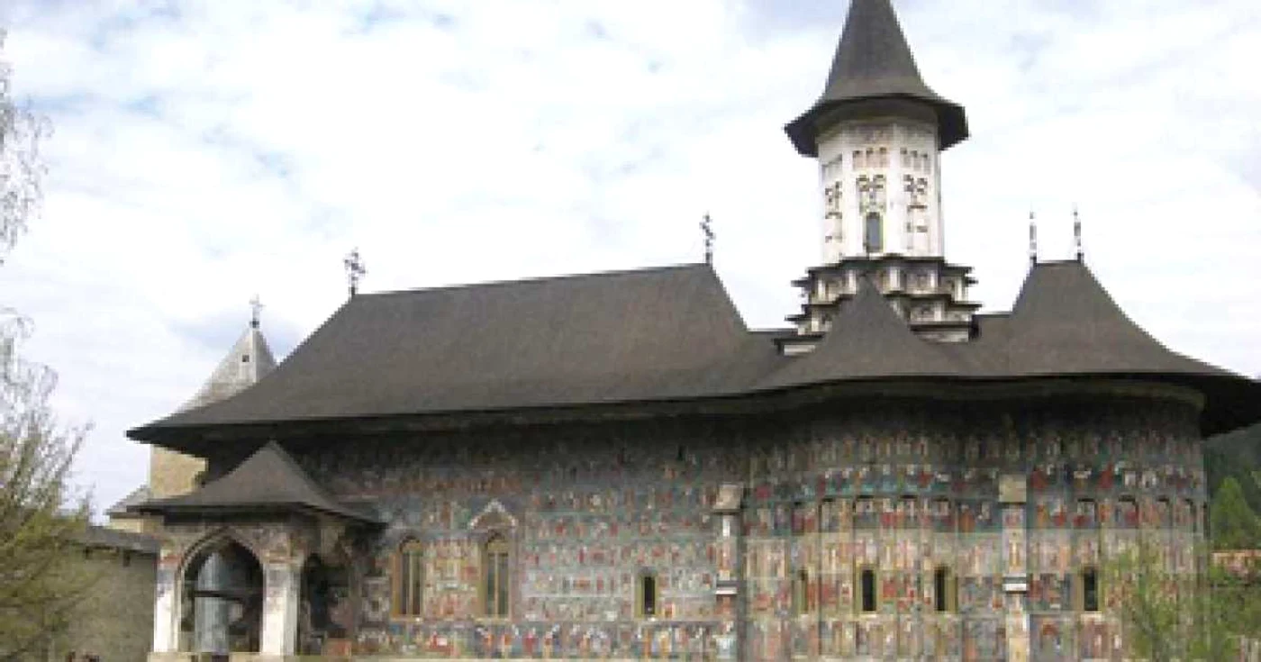 Suceava: Moldoviţa, de la religie la agrement