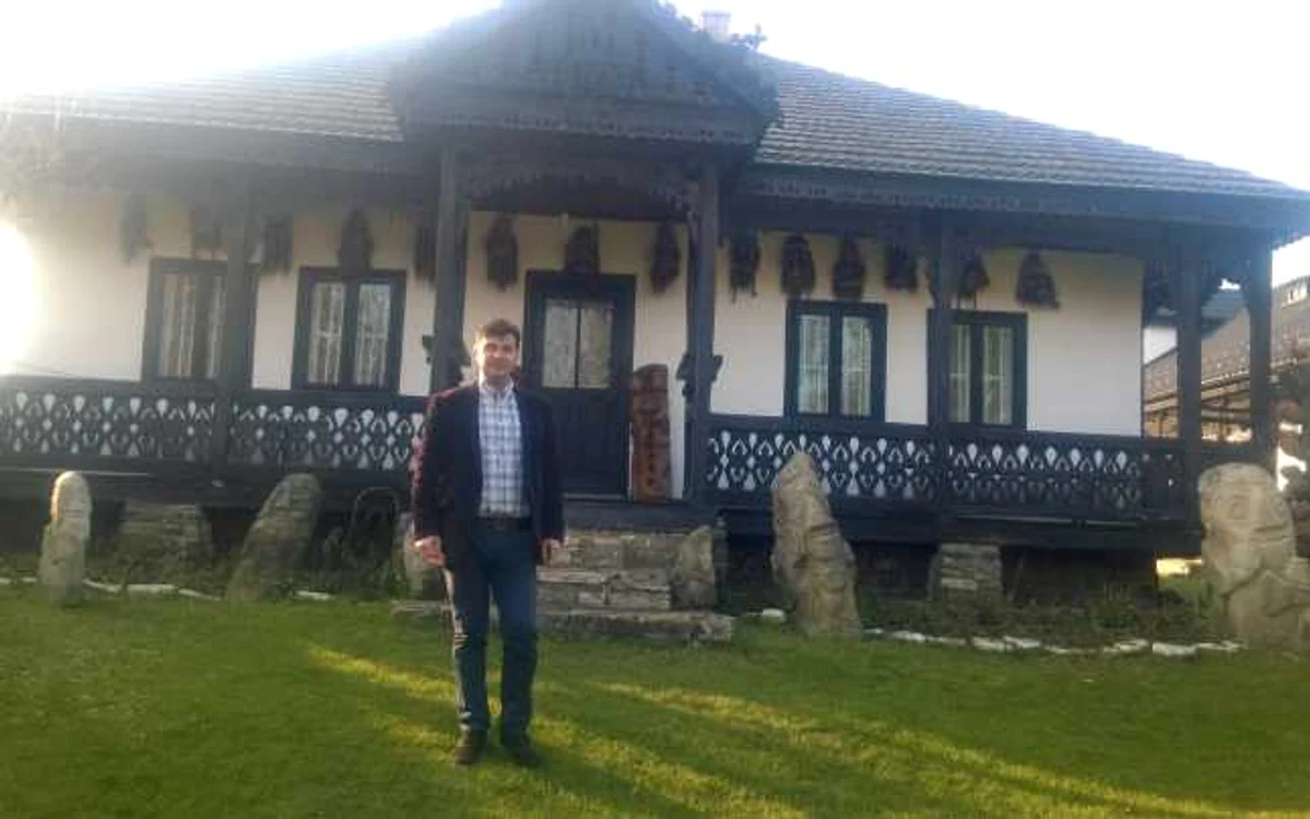 La Muzeul de Artă Populară Nicolae Popa din Târpeşti