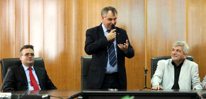Foto Bogdan Dimofte