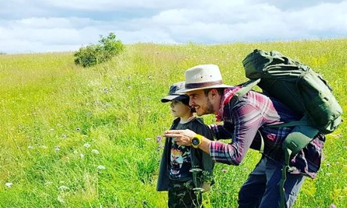 Serban Copot drumetie in natura cu fiul sau (9) jpeg