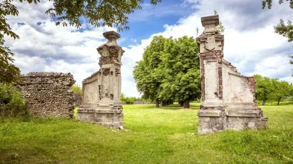Grădinile Nababului şi istoria parcului de la Floreşti jpeg