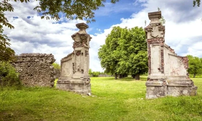 Grădinile Nababului şi istoria parcului de la Floreşti jpeg