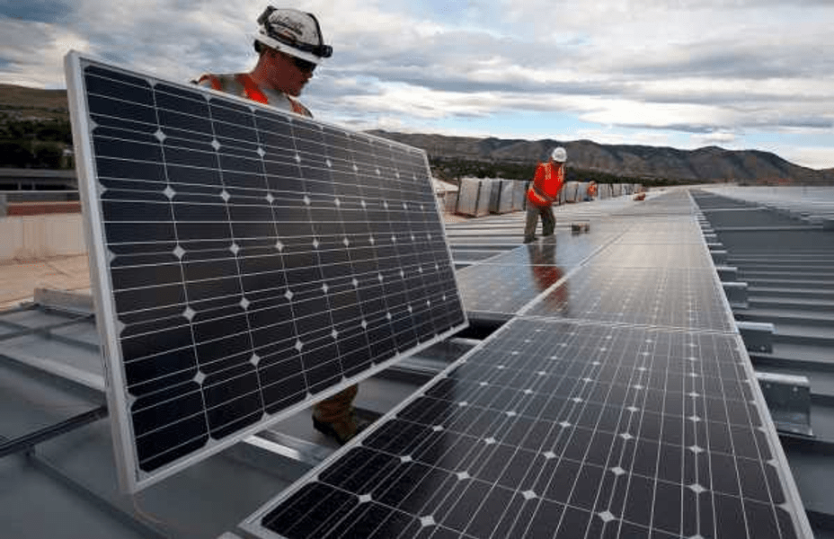 Modificări pentru proiectele de energie regenerabilă. Termene scurtate și eliminarea necesității unor documente