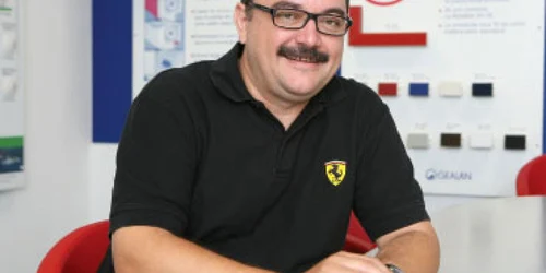 Aurel Vlaicu estimează un picaj  de 50% al pieţei