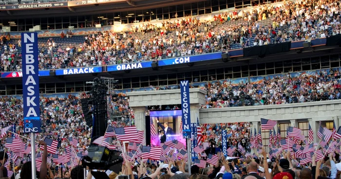 Susţinătorii lui Obama au fost criticaţide candidatul Mitt Romney Foto Shutterstock