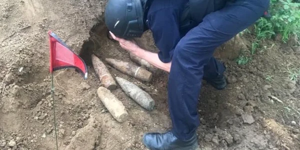 Proiectile descoperite la Niculitel FOTO ISU Tulcea