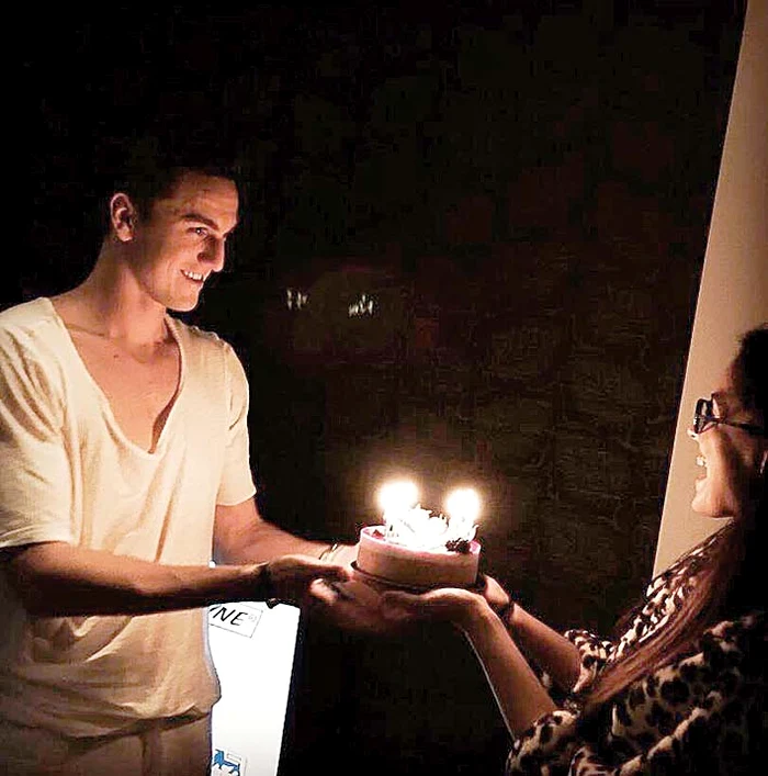 Gardoş a primit  tortul la miezul nopţii