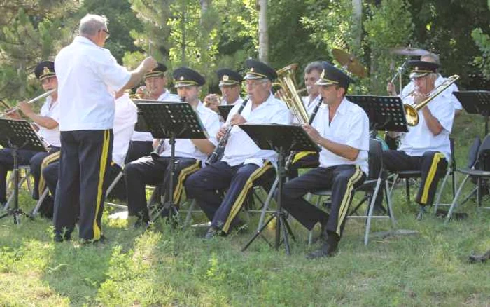 Concertele de promenadă vor avea loc în parcurile Crâng şi Marghiloman