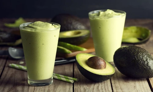smoothie uri cu avocado jpeg