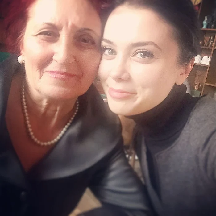 Anca Dumitra împreună cu mama ei