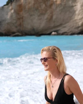 Elwira Petre în Grecia, cu familia