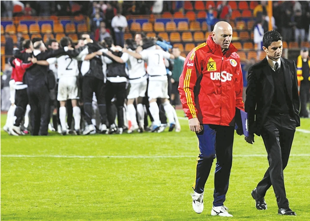 
    Razvan Lucescu și Bogdan Stelea, două monumente de tristețe  