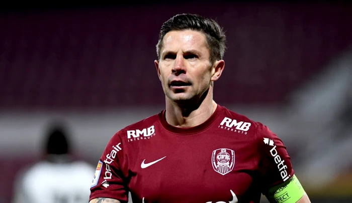 Deac a purtat banderola CFR-ului