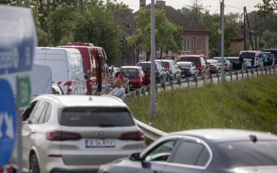 Blocaj pe Autostrada A3 București–Ploiești, din cauza furtunii care a lovit Capitala