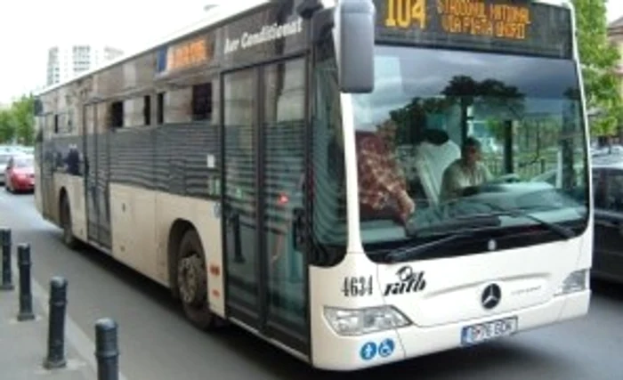 
    O femeie a fost strivită de un autobuz în București  