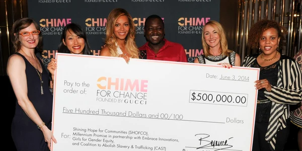 beyonce donatie FOTO chimeforchange.com