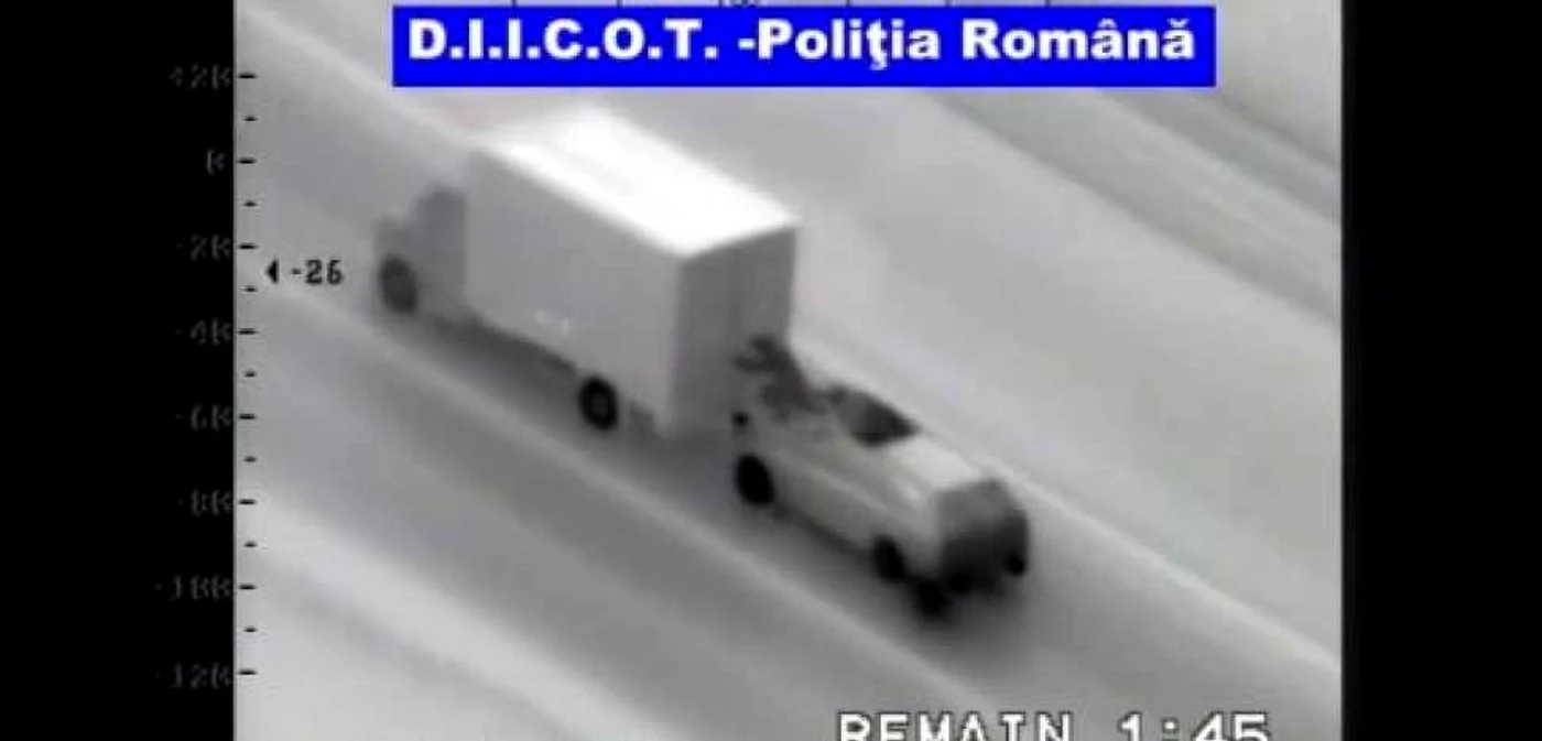 Imagine de pe filmul realizat din elicopter noaptea de către anchetatori