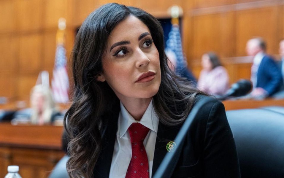 Republicana Anna Paulina Luna își anunță susținerea pentru Simion la prezidențiale: „Este pro-America și pro-MAGA!”