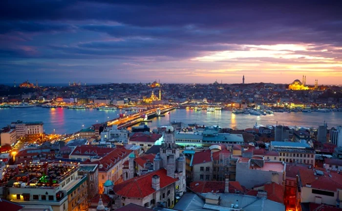 Istanbul la apus FOTO: Shutterstock