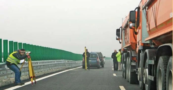 Reparaţiile pe Autostrada Soarelui vor începe abia în septembrie