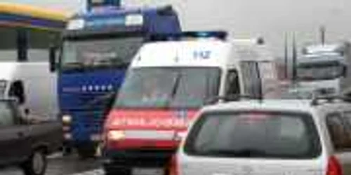 Hunedoara: Accident grav la ieşirea din Hunedoara - opt persoane au fost rănite