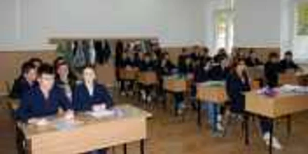În trei zile, la proba orală de limba română sunt evaluaţi, 2.613 elevi