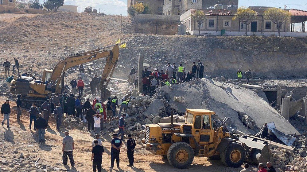 Zeci de morți în estul Libanului în urma a 40 de raiduri aeriene israeliene