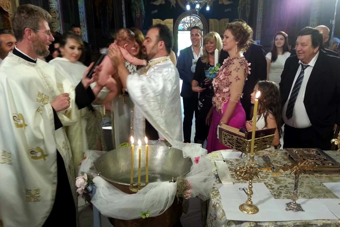 Alin Pascal şi  Elisabeta au un  băieţel, Adam (FOTO: ARHIVA PERSONALĂ)