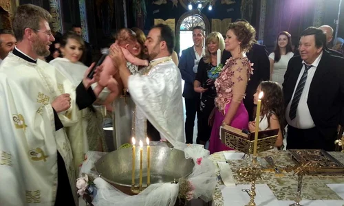 Alin Pascal şi  Elisabeta au un  băieţel, Adam (FOTO: ARHIVA PERSONALĂ) jpeg