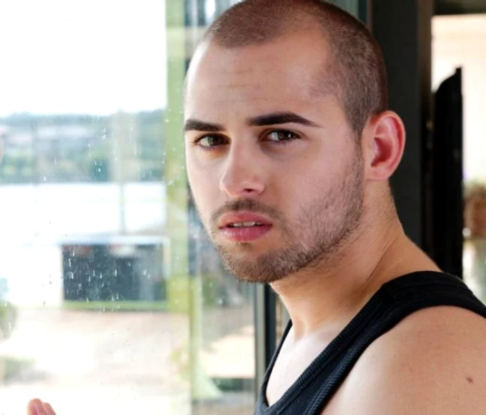 
    Alex Mica a fost implicat într-un grav accident de circulațieFoto: arhivă personală  