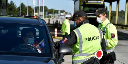 Slovacia Locuitorii retrăiesc acum măsurile din primăvară: se întorc la starea de urgență jpeg