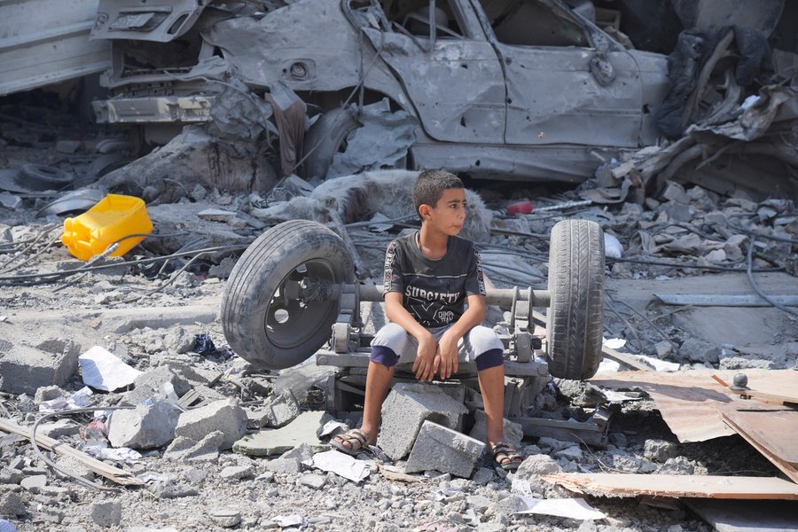  Israelul spune că va tăia „cordonul ombilical” cu Gaza. Va crea „o zonă tampon de securitate” și va bloca toate trecerile după anihilarea Hamas 