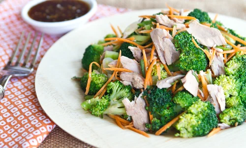 1 salata cu ton si broccoli jpg jpeg