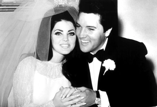 1 elvis profimedia 0098223516 jpg jpeg
