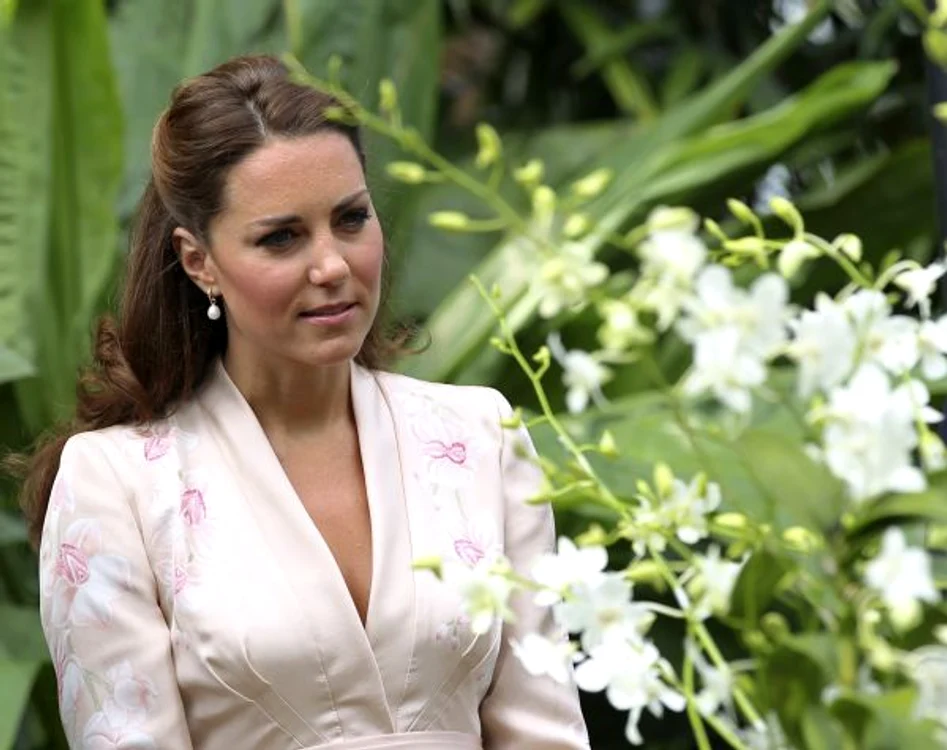 
    Prinţesa Catherine este însărcinată în trei luni şi a fost internată în spital acuzând greţuri puternice. (Foto: Reuters)  
