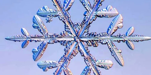 Primele precipitaţii mixte din această iarnă vor cădea joi