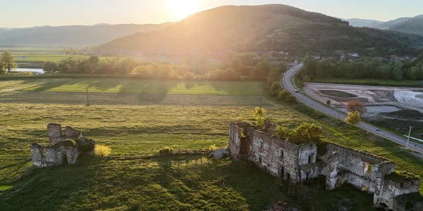 Castelul Martinuzzi din Vunțu de Jos  Foto Daniel Guță ADEVĂRUL (7) JPG