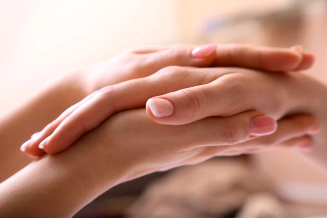 
    Reflexologia este utilizată de cele mai multe ori pentru eliminarea durerii și poate fi realizată prin automasaj.www.clicksanatate.ro  